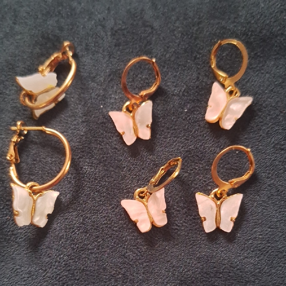Chic Gold and Pink Butterfly Earrings